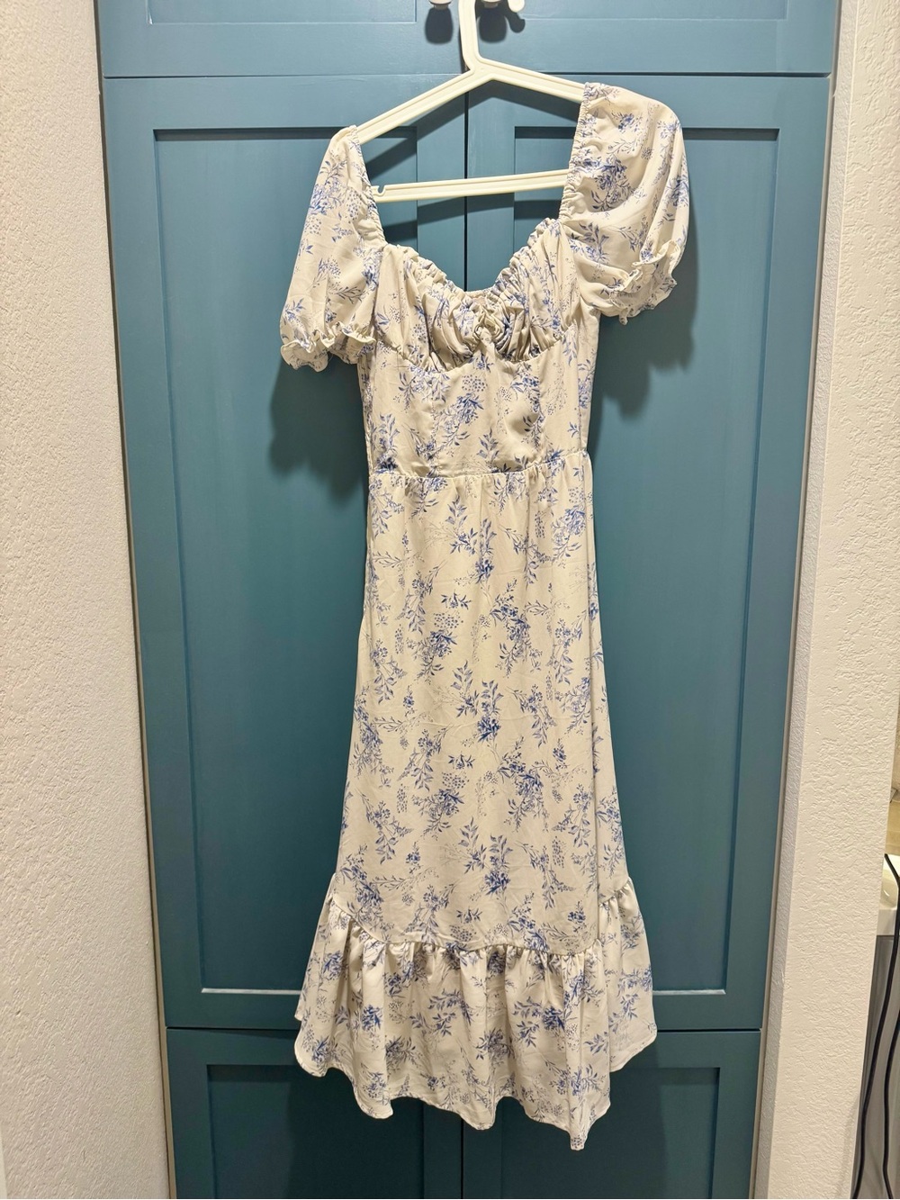 Lait Collection Maxi dress Size Small